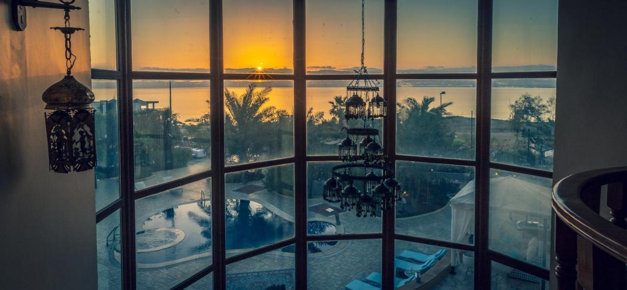 The Precious Guesthouse Sweimeh Exterior photo